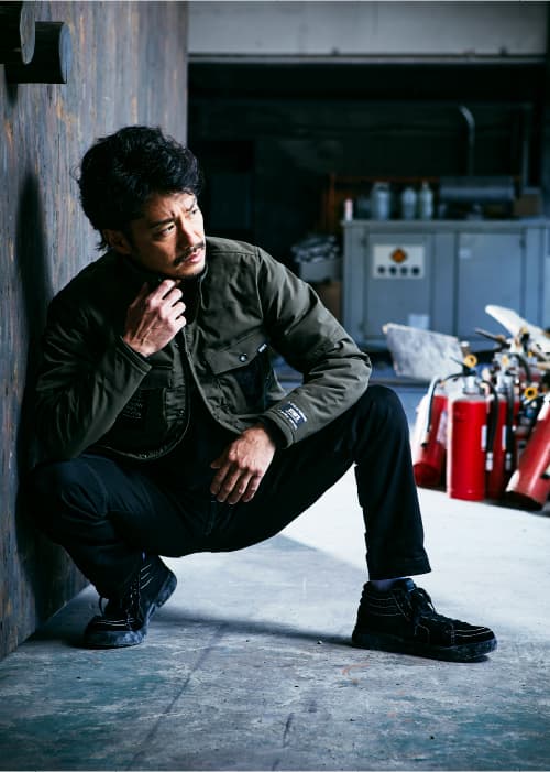 こだわり強め！】軽量・防風・ストレッチ機能付きの冬用ジャケット 